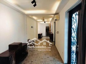 bán gấp nhà trương định, quận 3 - 79m2 (4.5x18)m - 5 tầng có sân vườn - cách mặt tiền chỉ 10m