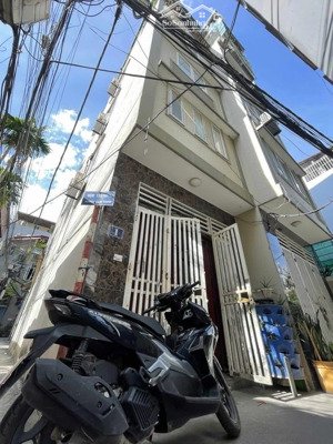 bán nhà tam trinh. gần phố - lô góc 2 thoáng. trước nhà rộng 3,5m