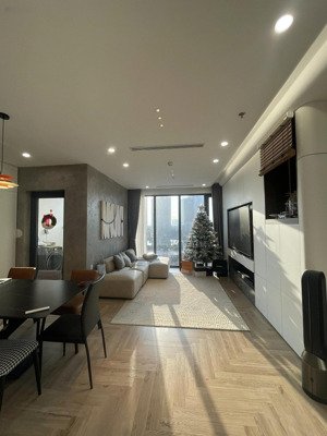 cần bán gấp căn 2 ngủ tòa a3 vin gardenia hàm nghi, dt 78m2, giá 6,5 tỷ, sẵn sổ full đồ