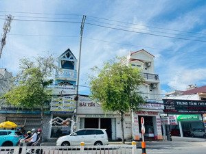 bán đất mặt tiền đường 30 tháng 4