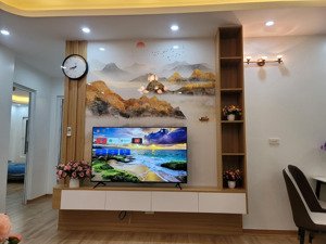 căn hộ tầng trung 82 m 2 ngủ, 2wc, giá 3,39 tỷ gần đh công nghiệp hà nội.