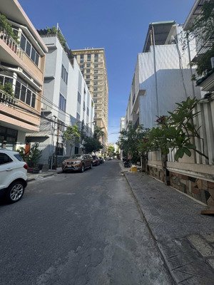 bán căn nhà vị trí cực tốt, giá đầu tư, nhiều tiện ích tại phường hải châu, đà nẵng