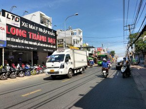 nhà 3 lầu mặt tiền nguyễn ảnh thủ, dt: 5x20m, giá chỉ 10,2 tỷ thương lượng nhẹ.