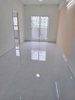 bán căn hộ p. bình đông, quận 8. giá 1.57 tỷ. nhà đẹp. sổ hồng sẵn. sang tên liền. 62m2. 2pn. 2wc