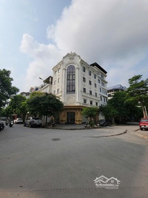 cho thuê tòa nhà đường nguyễn xiển, thanh xuân, hn. dt 170m2, 6 tầng, căn góc 3mt 18m. giá 75tr/th