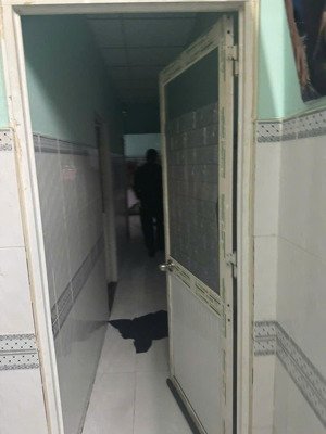 cg bán đất có nhà cấp 4 ngay ngã 3 long phước, tp thủ đức 106m2/ 2,5 tỷ