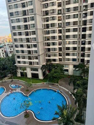 cần bán nhanh! tòa park 3 vinhomes times city park hill, căn hộ tầng đẹp, 2 pn, view bể bơi 53m2
