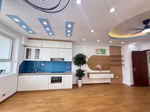 chính chủ gửi bán căn hộ tòa ct5xa la 70m2, 2pn, sổ đỏ. lh giá chỉ 3,7 tỷ