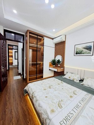 bán nhà đẹp kim giang - hoàng mai - mới đầy đủ nội thất - về ở luôn - ngay sát ngã tư sở