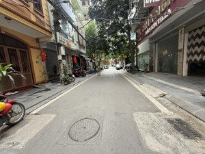 cho thuê nhà phân lô ngõ 40 ngụy như kom tum, dt 50m2 x 4 tầng, mt 4m. 22tr/th