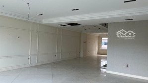 căn hiếm - shophouse nguyễn cơ thạch đã hoàn thiện dt 7.1x24m. giá bán 178 tỷ