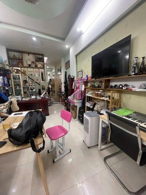 mua nhà cho con gara ôtô hẻm xe tải tránh - bình thạnh ngay ngã tư phan đăng lưu lh 