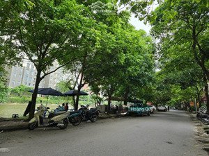 liền kề làng việt kiều châu âu - nguyễn văn lộc 80m2*5 tầng. 1 mặt view hồ - 1 mặt view khuôn viên