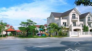 chủ cắt lỗ bán nhanh 100m2 đất full thổ cư trung tâm bà rịa vị trí đẹp sổ sẵn giá đầu tư bao lời