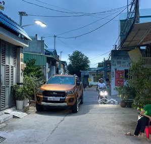 trung tâm phước long b, nhà 2 tầng, 3 pn, 5 tỷ x, đường ô tô, ra đỗ xuân hợp chỉ 2 phút