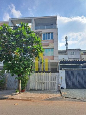 nhà khu đô thị an phú hầm 3 lầu 6 phòng giá 32 triệu