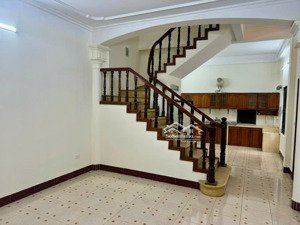 bán nhà phố hoàng ngân- cầu giấy 70m2 14.9 tỷ 2 mặt thoáng dân xây full tiện ích bao quanh mt khủng