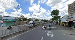 bán nhà quốc lộ 13 kế bên đô thị vạn phúc. dt: 30x40m (1200m2). giá: 79 tỷ. thuê: 250tr/th