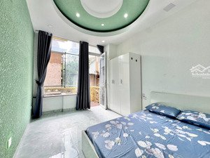 cho thuê căn hộ studio bancol, thang máy, full nội thất, 3 người 3 xe, gần vòng xoay cống quỳnh q1