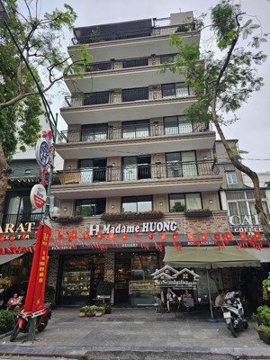 cho thuê bà triệu 150m x9t, mt 6m, giá 200tr, hoàn kiếm phù hợp spa, showroom,văn phòng,thẩm mỹ .