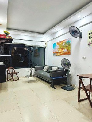 bán gấp cc green stars, 5,1 tỷ, 66,8m2, 2pn, 2wc tại phạm văn đồng, bắc từ liêm