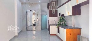 siêu phẩm ô tô vào nhà vài bước ra khu đô thị xa la
