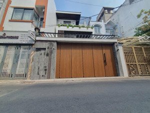 cho thuê biệt thự sang trọng mt bành văn trân. tân bình. dt: 10x20m. trệt 3 lầu. nhà đẹp rộng rãi.