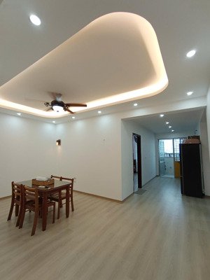 chung cư ct9a kdt việt hưng - 82,7 m2 - 3 ngủ 2 vệ sinh - giá 4,55 tỷ