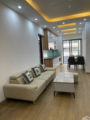 bán gấp căn hộ chung cư n3b trung hòa - nhân chính. dt: 60m2. tk: 2pn - 2wc. lh : 