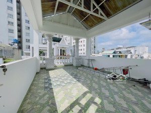 quá rẻ giảm 1,5 tỷ gấp nhà 85 m2 ngang đẹp 4,3 ngay chợ bà chiểu giáp q1