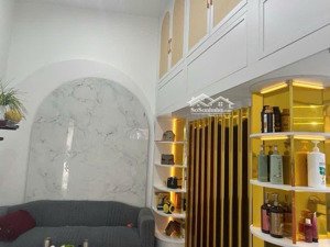 nhỉnh 4 tỷ- phố bạch mai - vị trí đắc địa kinh doanh sầm uất - s70m2x2 tầng, mt6,5m