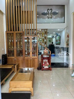 hạ 250 triệu mtkd đs10 5tỷ850, dt 4,5x13, trệt lửng lầu