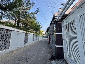 bán nhà 3 tầng hẻm ôtô nguyễn biểu- vĩnh hải nha trang- khánh hoà