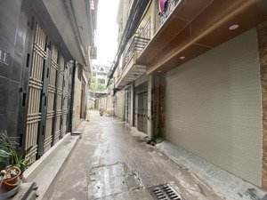 siêu phẩm trần thái tông oto qua nhà kinh doanh giảm giá sâu