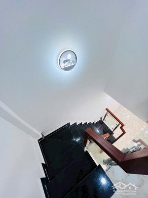 nhà bán cách mt ngô sĩ liên chỉ 50m, hẻm 3 gác 1 trục, kdc hiện hữu, shr, nhỉnh 2 tỷ