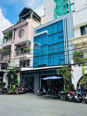 cho thuê nhà ngang 8m đường sư vạn hạnh, phường 8,quận 10- chỉ 40 triệu/tháng.