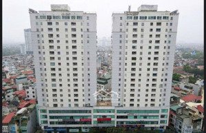 cần bán căn hộ chung cư 197 trần phú, hà đông dt: 132m2, 3 ngủ 2vs, căn góc 3 thoáng, giá hơn 6 tỷ