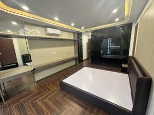 sài đồng,long biên, 55m*7t, 12,75 tỉ. gara, thang máy.