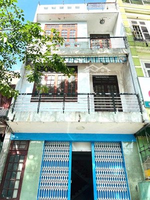 chính chủ cần bán nhà mặt tiền nguyễn hữu thọ lh 