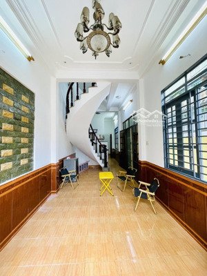 thạch lam, tân phú hẻm ô tô tránh nhà 3 tầng dt 4x20,5m, giá 7,9 tỷ