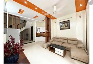 bán nhà phú thượng tây hồ 39m2 x 4 tang nhà dân xây đẹp về ở ngay phong thuỷ tốt. lh 