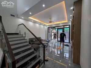 C.H.O T.H.U.Ê N.H.À ngõ Hoàng Thế Thiện - Lê Hồng Phong