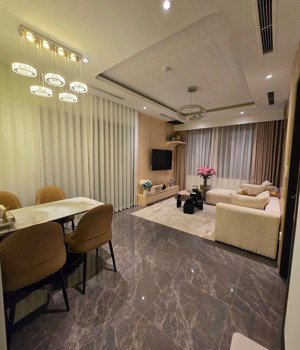 cho thuê căn hộ luxury park views, 2 ngủ, full đồ đẹp, giá 17 triệu/tháng. lh 0.971,.342 965