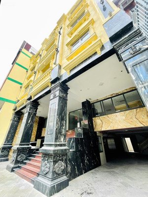 cho thuê tòa nhà văn phòng trần khánh dư, quận 1