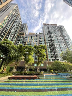 cần bán full nội thất 2pn de la sol 71m2 full nội thất giá 7,450 tỷ. lh em xem nhà