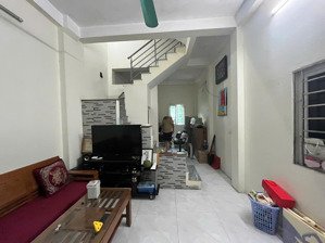 chính chủ bán nhà dân xây 3 tầng, dt sổ đỏ 48,6m2, phúc lợi, long biên, hà nội, giá 4.2 tỷ