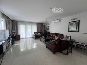 cho thuê biệt thự vườn mai ecopark- full nội thất cao cấp sân vườn rộng, không gian sống lý tưởng