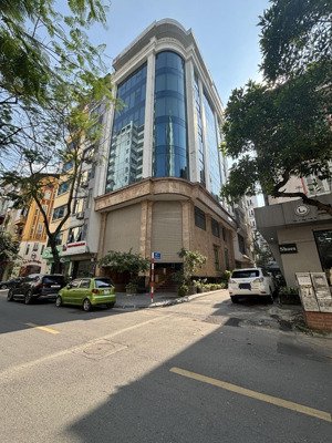 cho thuê nhà mặt phố phạm tuấn tài - cầu giấy - 100m2 - lô góc 2 mặt tiền - giá 38 triệu/tháng