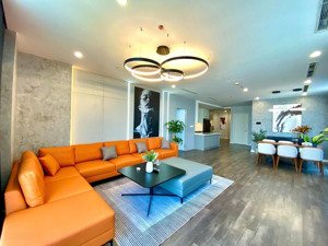 chính chủ bán cc the park home, 81 m2, 2pn ,2wc- full nội thất - giá 8 tỷ :lh :0344888280