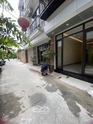 bán nhà thang máy 5 tầng 31,6m2 ô tô 7 chỗ vào nhà trung tâm vạn phúc - full nội thất cao cấp